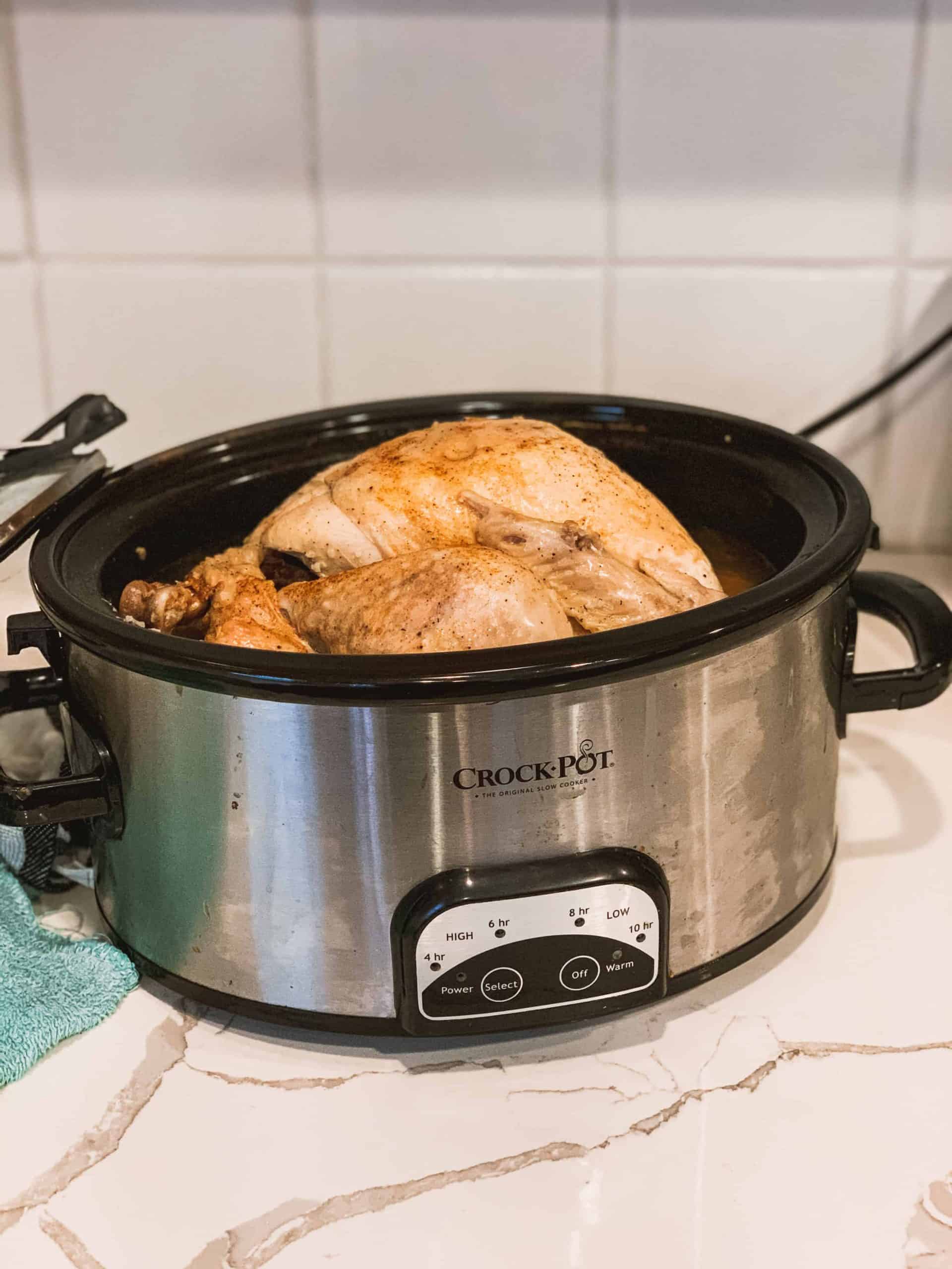 Fugtig overfladisk indre How to Cook a Turkey in a Crockpot - Mimosas & Motherhood